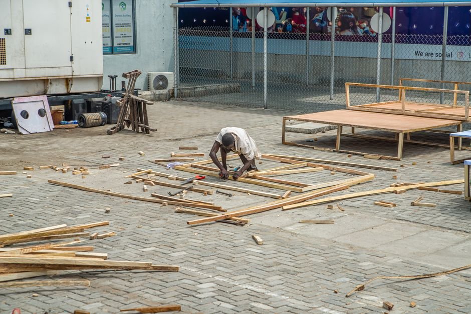 Como planejar a instalação de um deck de madeira residencial em São Paulo: durabilidade e escolha das espécies